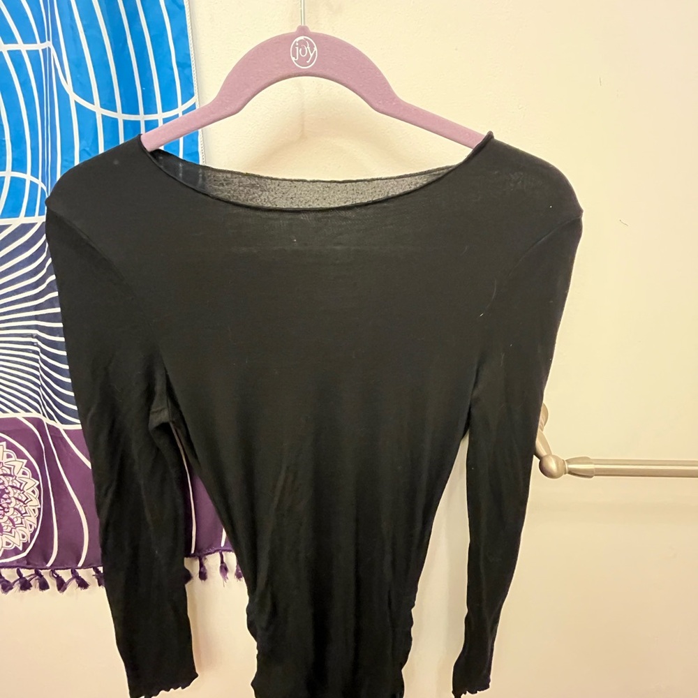Black bodycon dress
